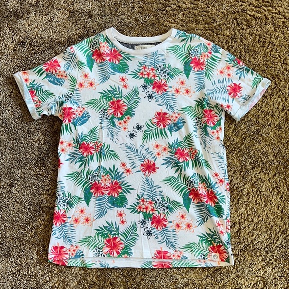 Men’s Free Planet Floral T-Shirt - Picture 1 of 2